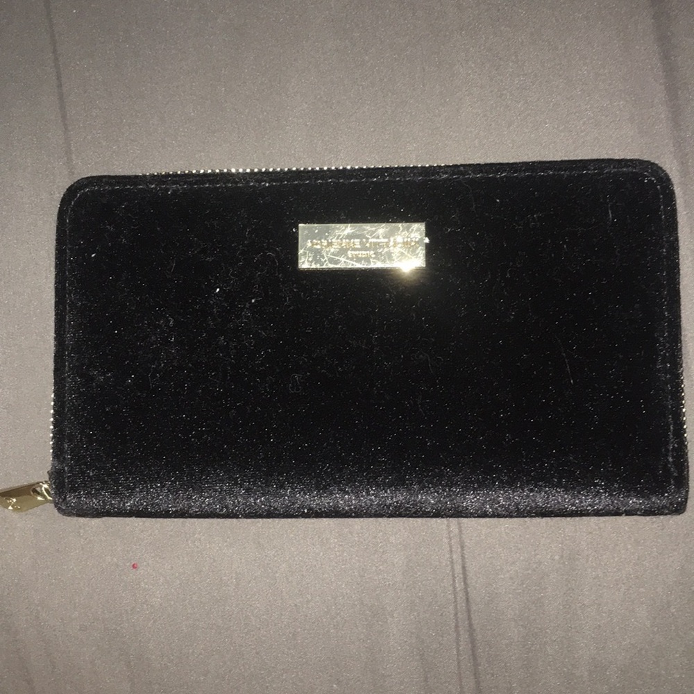Black wallet